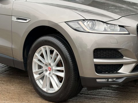 Jaguar F-Pace 2.0 F-PACE Portfolio AWD D 4WD 5dr 5