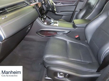 Jaguar F-Pace 2.0 D200 MHEV R-Dynamic Black SUV 5dr Diesel Auto AWD Euro 6 (s/s) (204 ps) 2