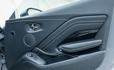 Aston Martin Vantage 20