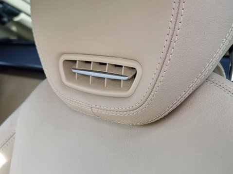 Mercedes-Benz SL Series SL500 34