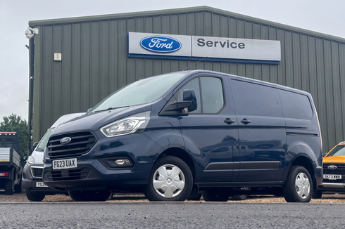 Ford Transit Custom SWB L1H1 Low Roof Trend 280 Air Con EURO 6