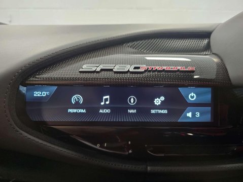 Ferrari SF90 4.0 SF90 Strada le Semi-Auto 4WD 2dr 17