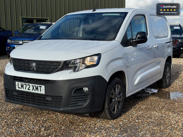 Peugeot Partner SWB L1H1 Low Roof Asphalt Air Con Alloys Camera Nav Sensors SELECT 2