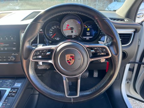 Porsche Macan D S PDK 15