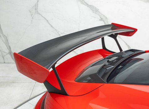 Porsche 911 GT2 RS Weissach (991) 46