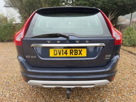 Volvo XC60 2.4 D5 SE Lux Nav Geartronic AWD Euro 5 5dr 9
