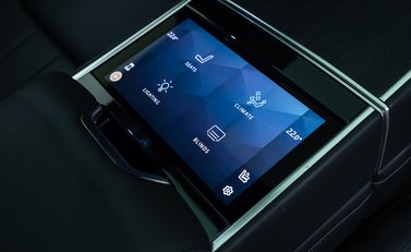 Land Rover Range Rover P530 SV 20