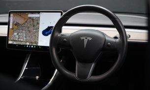 Tesla Model 3 LONG RANGE AWD c350 mile range! Tesla fitted upgraded 82kWh Battery 1 Owner 16