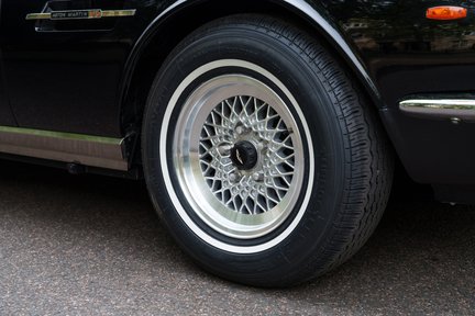 Aston Martin V8 Volante EFi 14