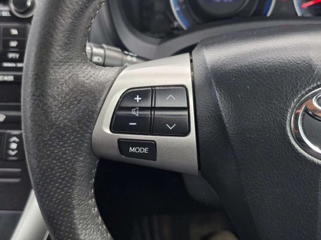 Toyota Auris 1.8 VVT-h T Spirit Hatchback 5dr Petrol Hybrid CVT Euro 5 (s/s) (136 ps) 23