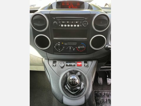 Peugeot Partner 1.6 eHDi 750 SE Panel Van 4dr Diesel Manual L2 (s/s) (128 g/km, 90 bhp) 37
