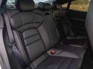 Porsche Taycan TURBO S 16