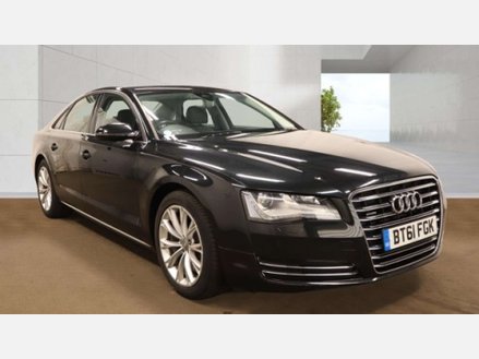 Audi A8 4.2 FSI V8 SE Saloon 4dr Petrol Tiptronic quattro Euro 5 (372 ps)