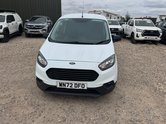 Ford Transit Courier SWB L1H1 Low Roof Trend Air Con EURO 6 NO VAT 3