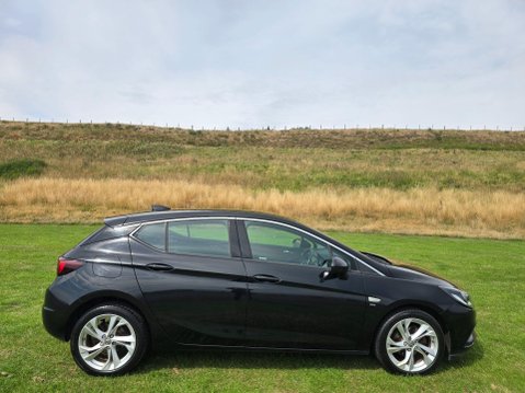 Vauxhall Astra 1.4i Turbo SRi Nav Euro 6 5dr 10