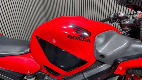Honda CBR 2001 ONLY 17K VERY CLEAN SPORTS BIKE 600CC PROJECT BIKE 10