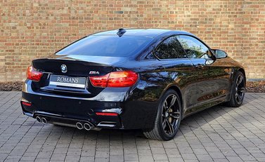 BMW M4 Coupe 6