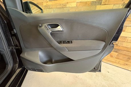 Volkswagen Polo 1.2 TSI BlueMotion Tech SE Hatchback 5dr Petrol DSG Euro 6 (s/s) (90 ps) 49