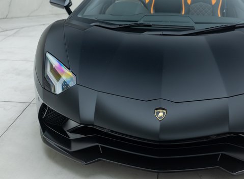 Lamborghini Aventador S LP 740-4 ROADSTER 29
