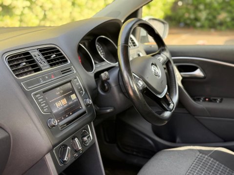 Volkswagen Polo 1.0 BlueMotion Tech SE Euro 6 (s/s) 5dr 8
