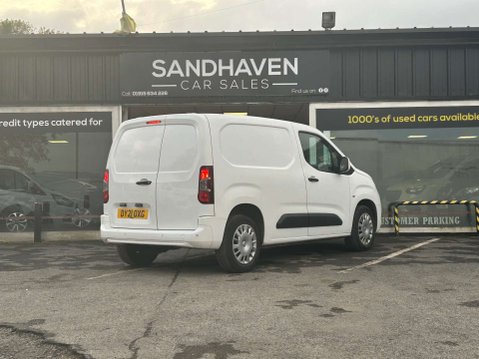 Vauxhall Combo 1.5 Turbo D 2300 Sportive Panel Van 4dr Diesel Manual L1 H1 Euro 6 (100 ps) 6
