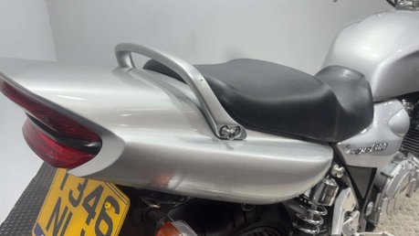 Yamaha XJR1300 2001 37K 1 OWNER NEW MOT SERVICED MUSCLE BIKE 1300CC 43