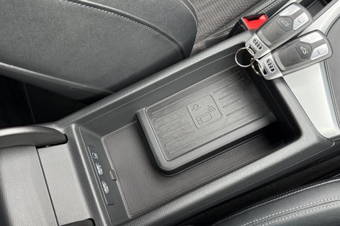 Audi A4 AVANT TFSI S LINE - DRIVING ASSIST PACK - VIRTUAL COCKPIT - APPLE CAR PLAY  46