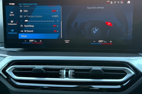 BMW M2 M2 - M PERFORMANCE EXHAUST & BODYKIT -DRIVING ASSISTANT +COMFORT PACK  57