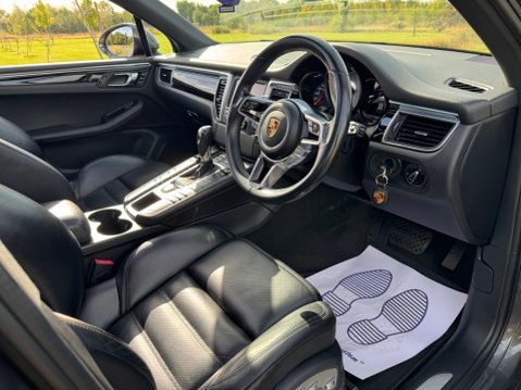 Porsche Macan 3.0 TD V6 S PDK 4WD Euro 6 (s/s) 5dr 31