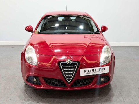 Alfa Romeo Giulietta 1.4 TB MultiAir Lusso Hatchback 5dr Petrol Manual Euro 5 (s/s) (170 bhp) 10