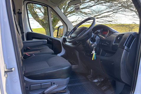 Citroen Relay 35 L3 140 ps BlueHdi Lo Loader Luton - Air Con 14