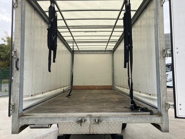 Iveco Daily Daily 72C18HA8 Hi-Matic Business Curtainsider 8