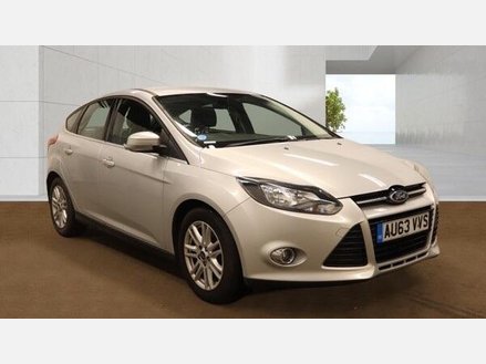 Ford Focus 1.0T EcoBoost Titanium Euro 5 (s/s) 5dr