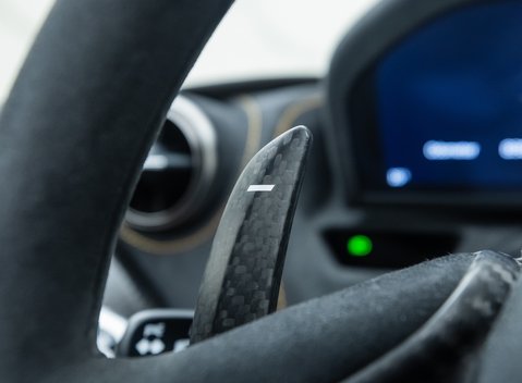 McLaren 765LT Spider 18