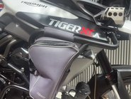Triumph Tiger 2017 XCA Adventure bike 37K full metal luggage 800cc 35