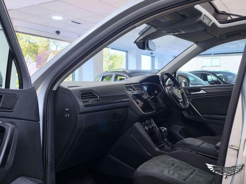Volkswagen Tiguan 2.0 TDI SEL DSG Euro 6 (s/s) 5dr 53