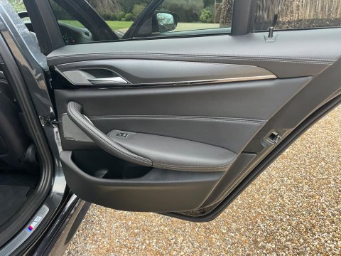 BMW M5 4.4i V8 Competition Saloon 4dr Petrol Steptronic xDrive Euro 6 (s/s) (625 p 81