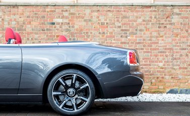 Rolls-Royce Dawn 18