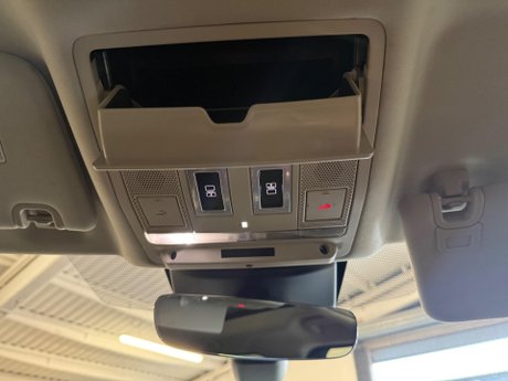 Land Rover Discovery 3.0 TD V6 HSE Auto 4WD Euro 6 (s/s) 5dr 52