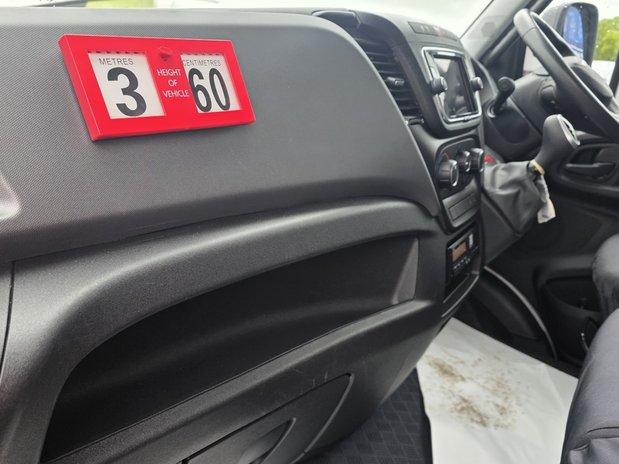 Iveco Daily DAILY 72C18 DIESEL 3.0 Business Box Van 5100 WB Hi-Matic With Tailift 10