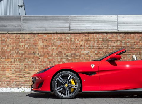 Ferrari Portofino 30