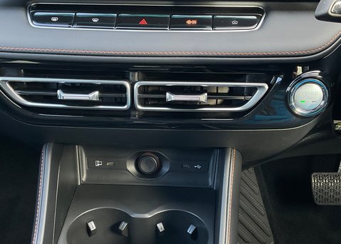 MG HS 1.5 T-GDI PHEV TROPHY 20