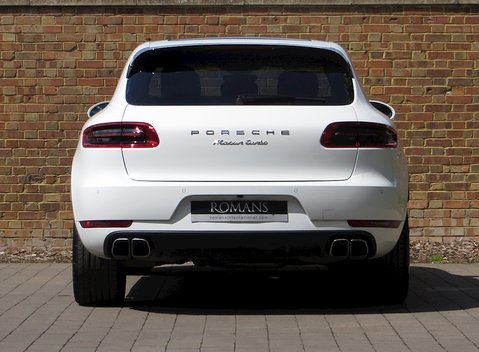 Porsche Macan Turbo 7