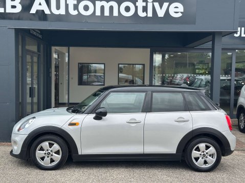 Mini Hatch 1.5 Cooper Auto 5dr 22