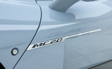 Maserati MC20 Cielo 45