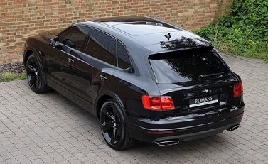 Bentley Bentayga 25