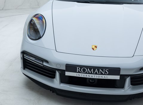 Porsche 911 Turbo S Cabriolet (992) 35