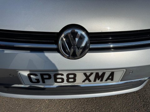 Volkswagen Golf SE TSI 16
