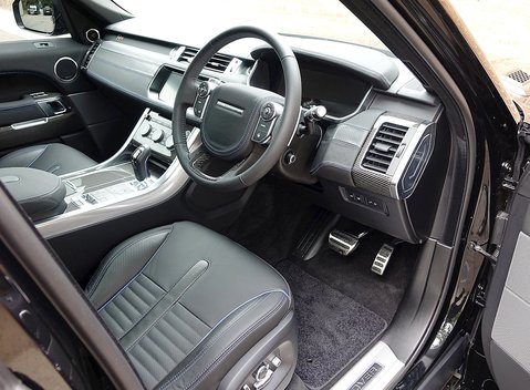 Land Rover Range Rover Sport SVR 5.0 Urban 16
