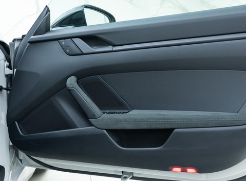 Porsche 911 Carrera GTS (992) 20